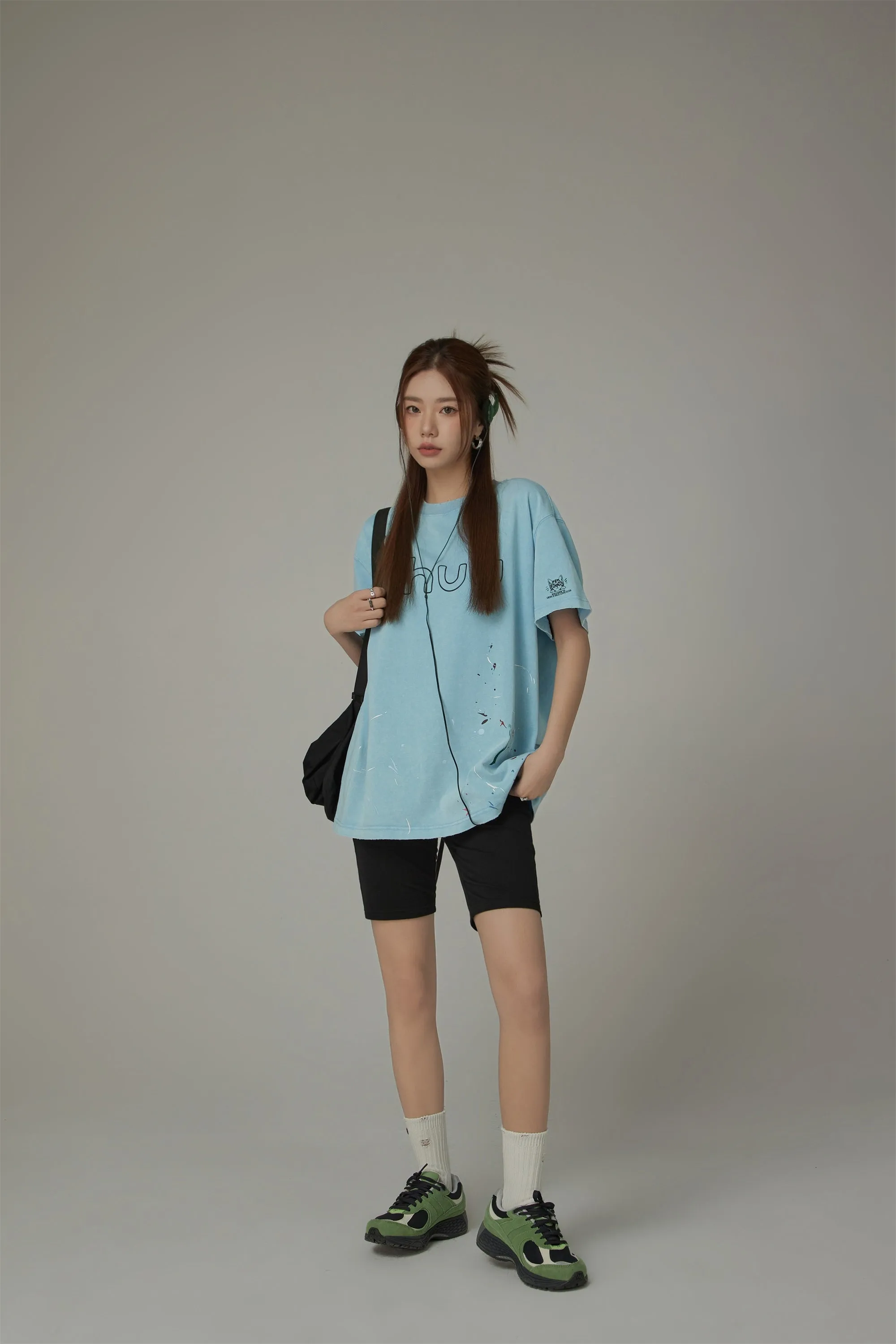 Chuu Logo Cotton Loose Fit T-Shirt