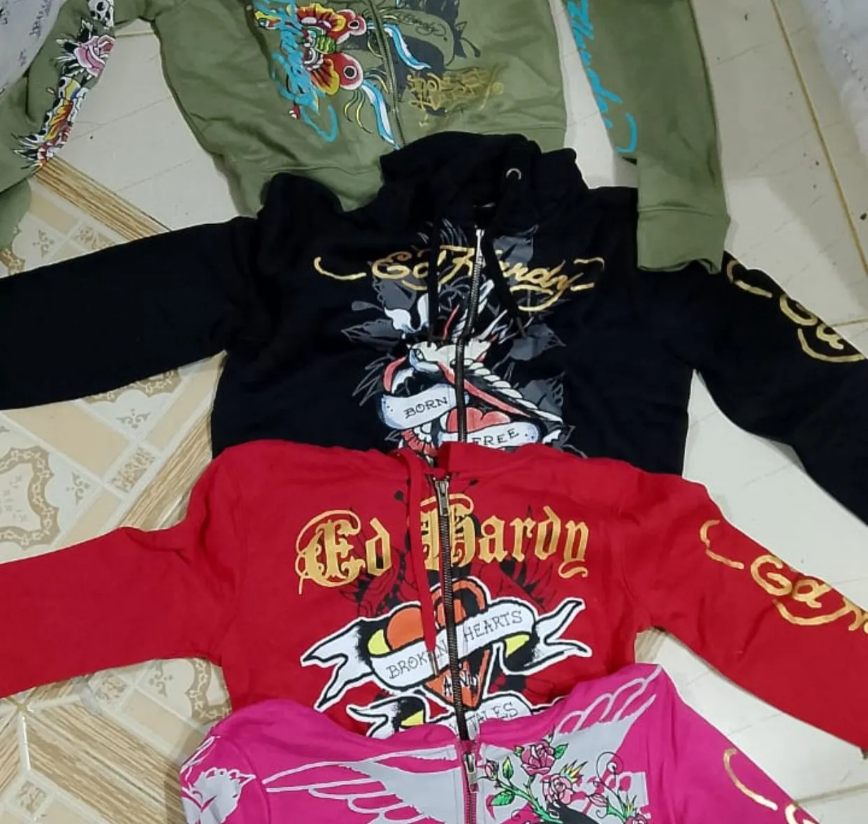 ED Hardy Unisex Cropped Hoodies