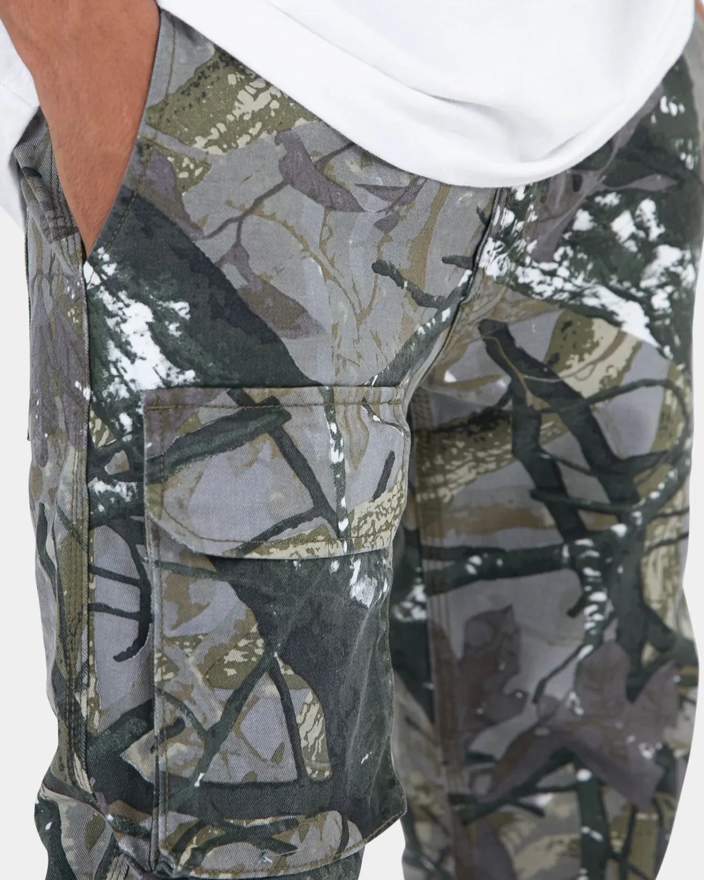 MNML V127 Camo Baggy Denim Jeans Camo