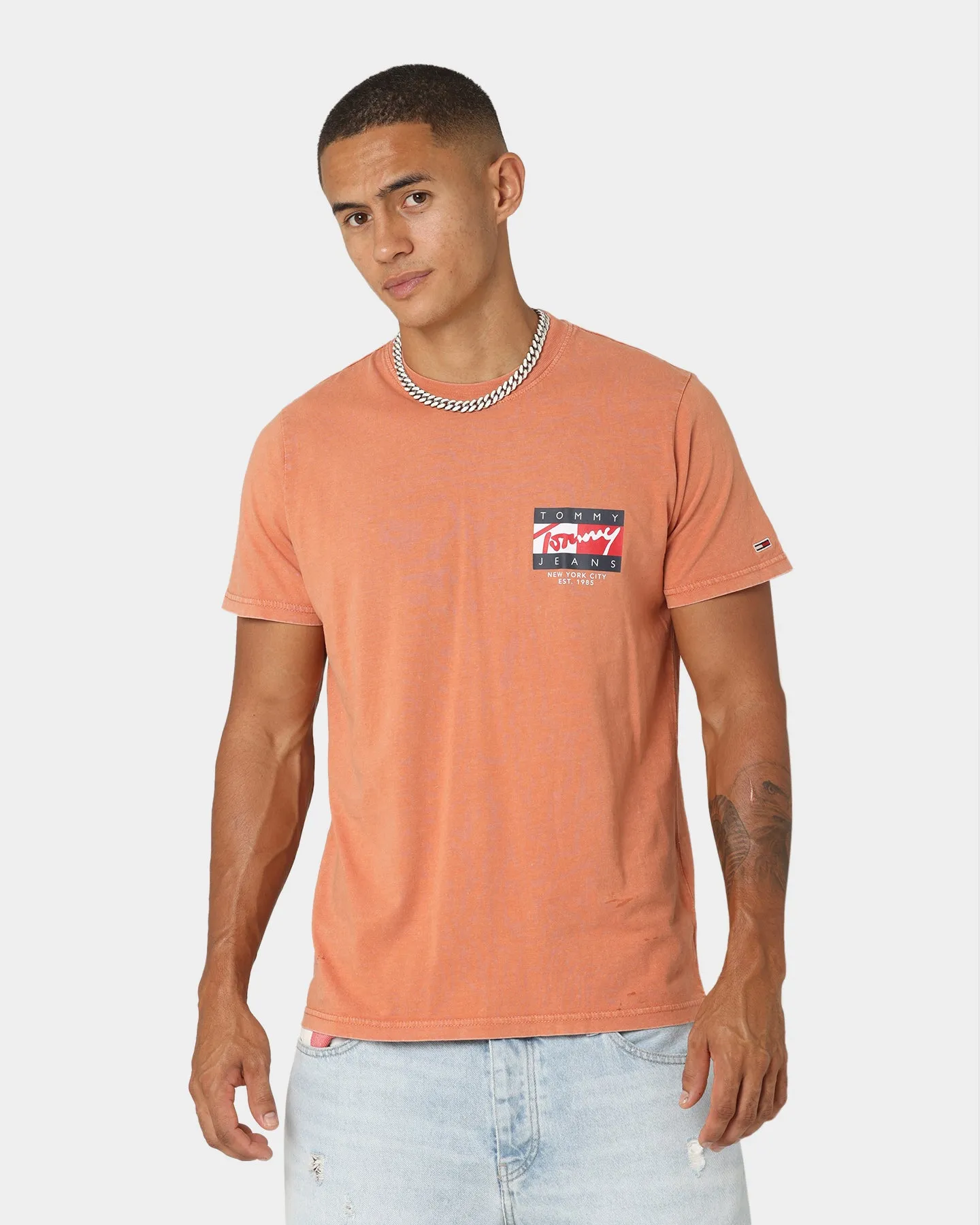 Tommy Jeans TJM Vintage Flag Signature Logo T-Shirt Dingo Orange