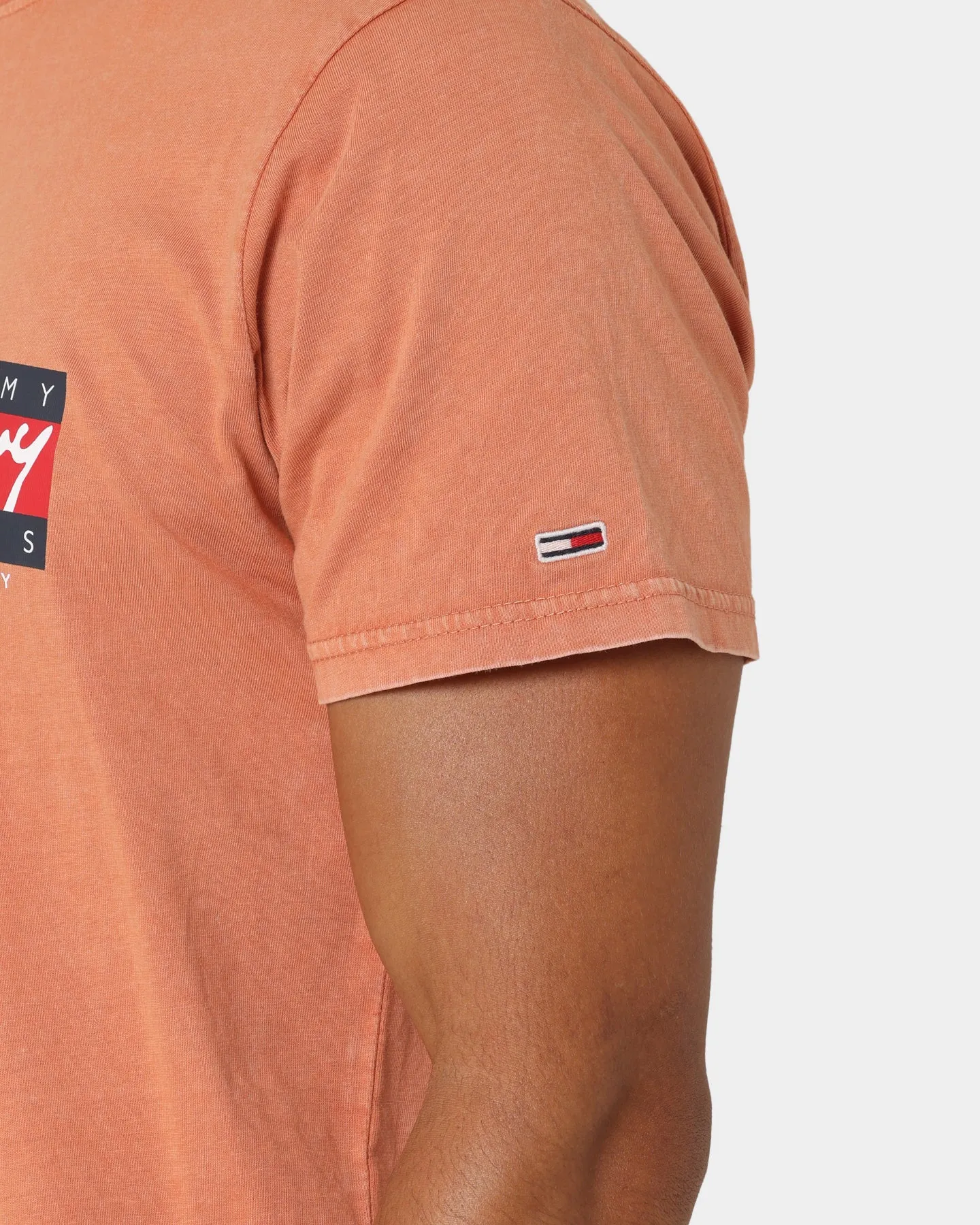 Tommy Jeans TJM Vintage Flag Signature Logo T-Shirt Dingo Orange