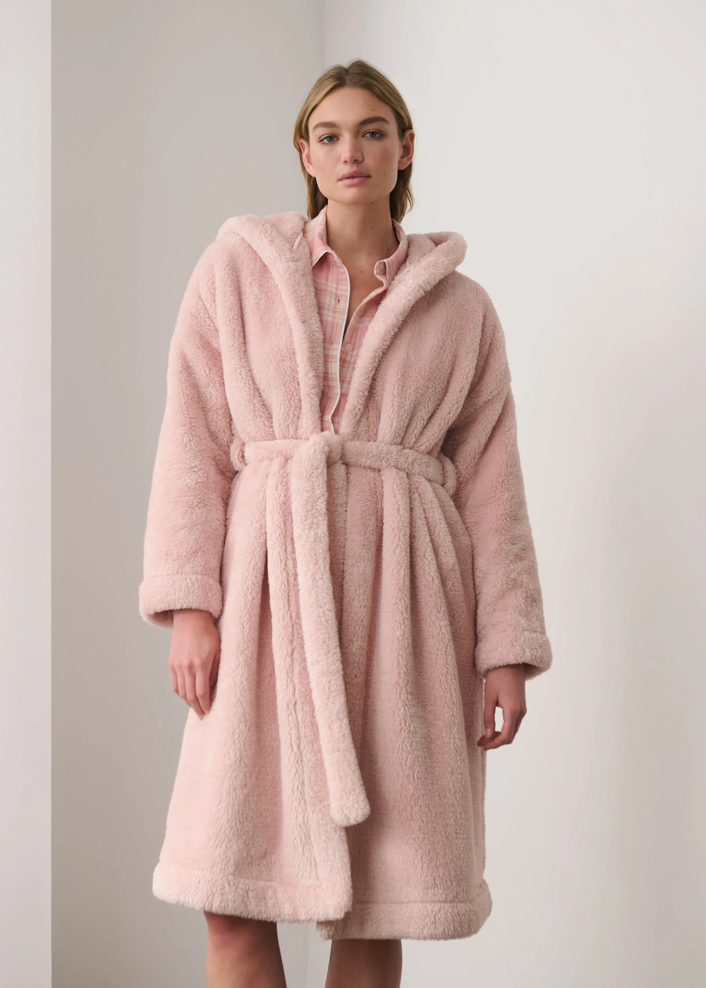 Wyleen Plush Robe